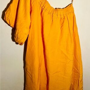 Sunny Mango Mini💛
Anthropologie One Shoulder Dress in Bright Yellow(Runs big)